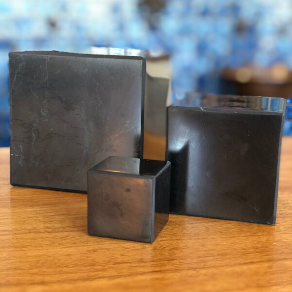 Shungite_Cube-Polished