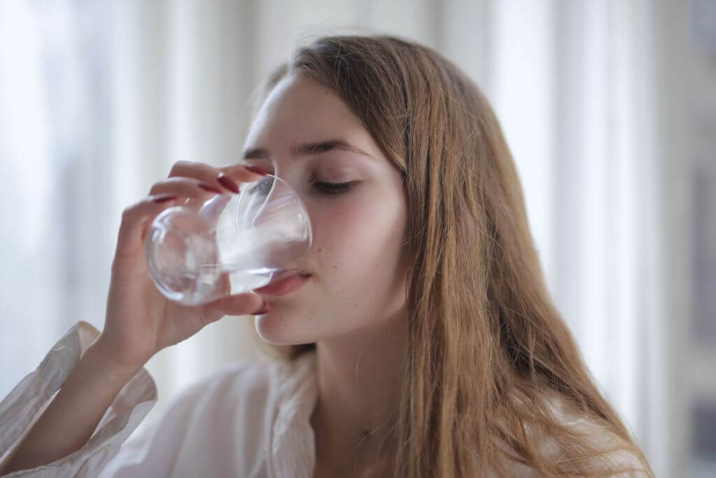 Crystal-Infused Water for Skin Health: A Wellness Perspective